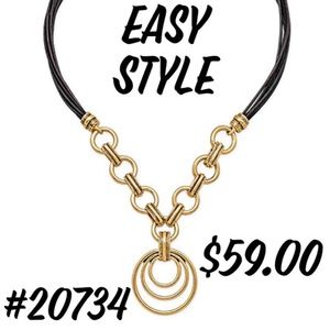 Premier Designs Easy Style Necklace